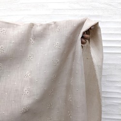 60/1リネン刺繍 2inch 穴あき小花『2025BFCM-15』